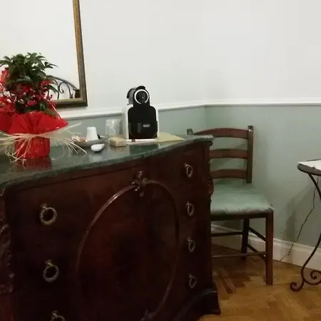 At Lettieri Bed & Breakfast