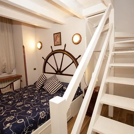 Ausonia Guest house *