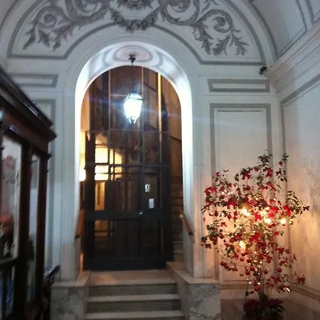 Apartment Parco Margherita Neapel