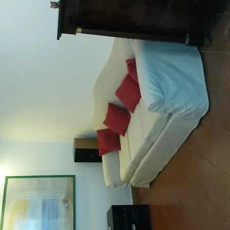 Crispi Hotel *