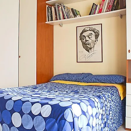 Emma House Yellow Affittacamere Napoli