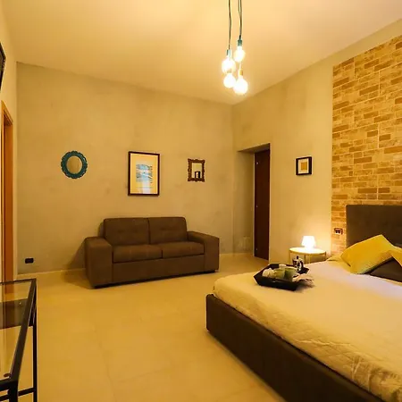Mamas & Guest house