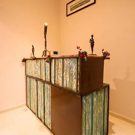 Mamas & Guest house *