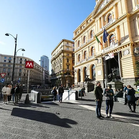 Mamas & * Naples