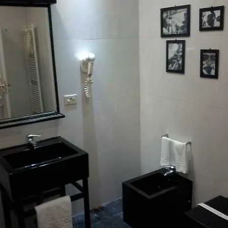 Palazzo Ruffo Di Bagnara 住宿加早餐酒店 2*