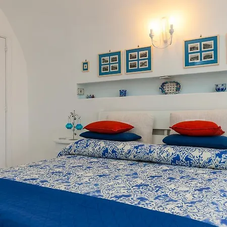 Casita Pedamentina - Bh 56 * Naples