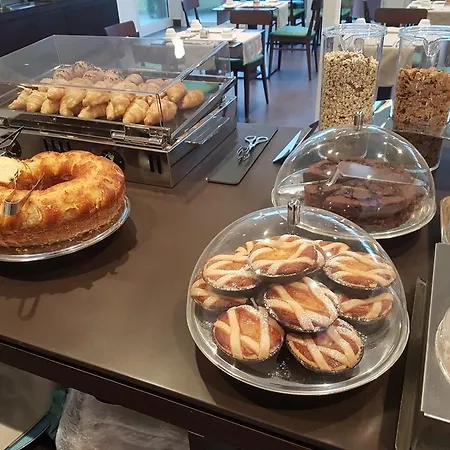 酒店 贝斯特韦斯特广场酒店 4*