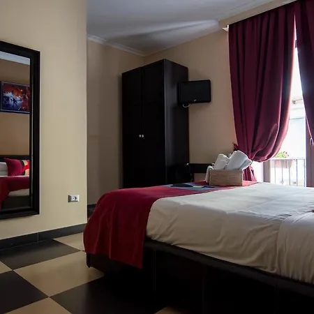 Hotel Plebiscito 3*