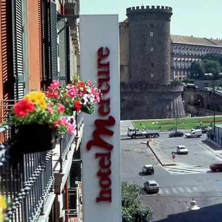 Szálloda Mercure Centro Angioino