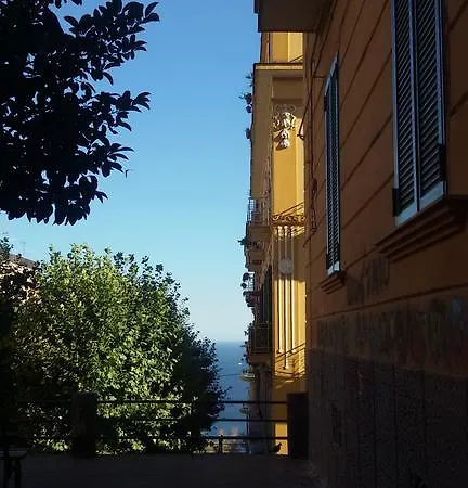 At Lettieri Neapol