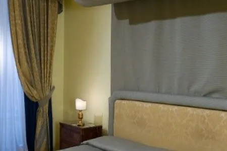 Szálloda Chiaja De Charme 3*