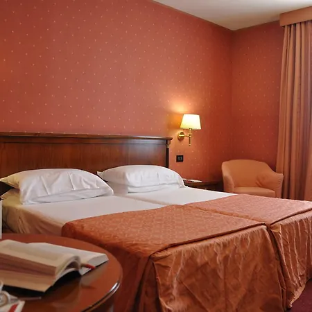 Hotel Ramada By Wyndham 4*