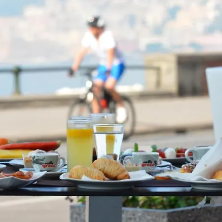 Partenope Relais Νάπολη