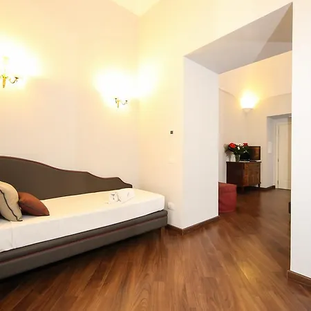 Palazzo Riario Sforza 4*