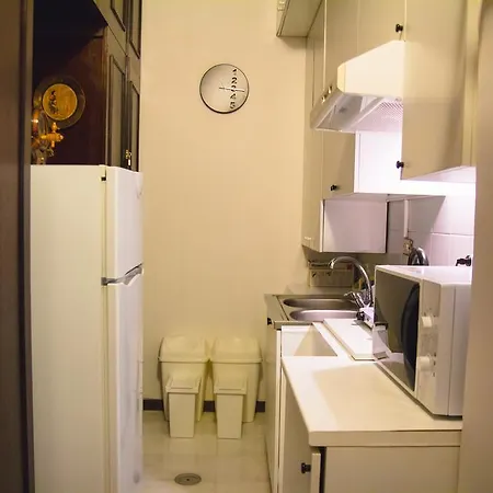 Easy House 2* Неаполь