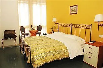 Margherita Hotell Neapel
