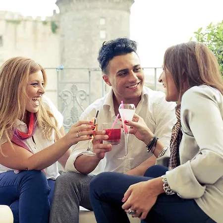 Mercure Centro Angioino Szálloda Nápoly