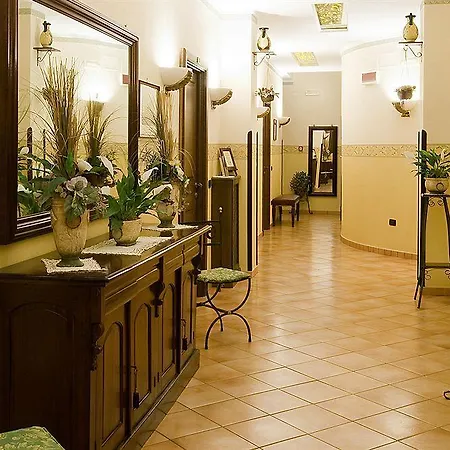 Hotel Pinto-storey