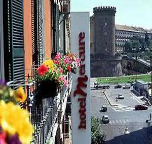 Mercure Centro Angioino Szálloda Nápoly