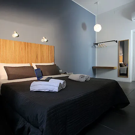 Maison Du La Metro Bed & Breakfast