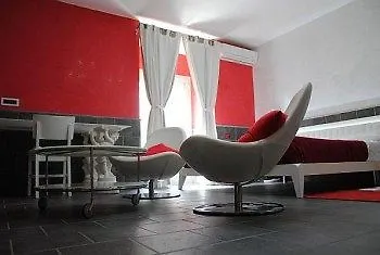 Aparthotel Angioini *
