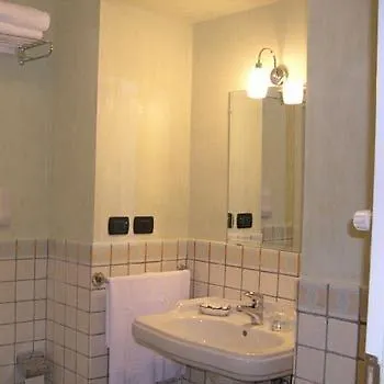 Clarean Hotel