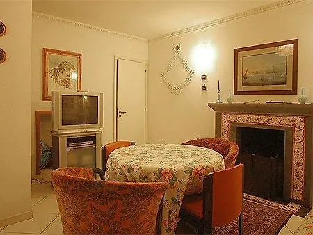 Casa 12 3*