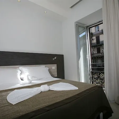 Bed & Breakfast Napoli Suite 3*