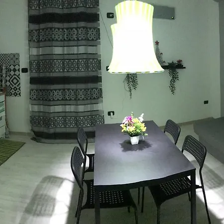 Macla House