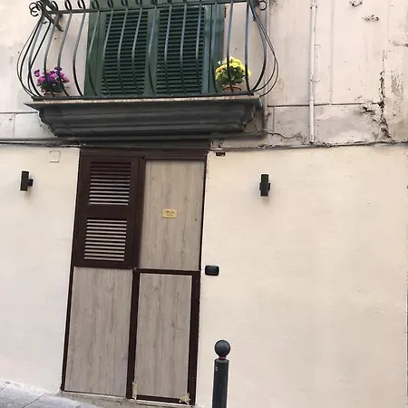 Macla House * Naples