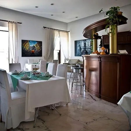 Palazzo Ruffo Di Bagnara 住宿加早餐酒店 那不勒斯