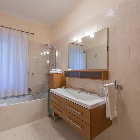 La Residenza * Nápoles