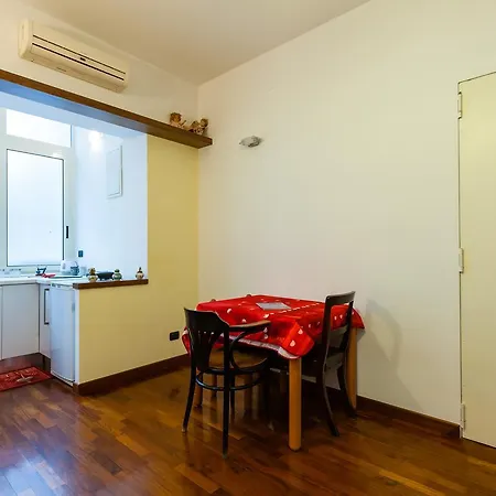 Palazzo Motta - Bh 86 Apartment Naples