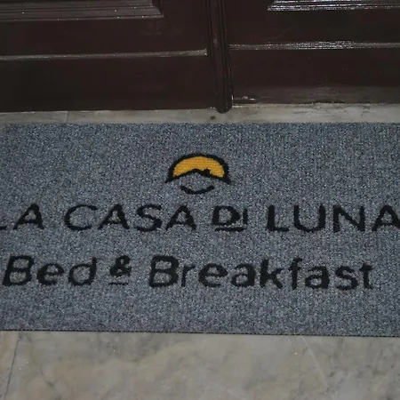 La Casa Di Luna Bed & Breakfast 3*