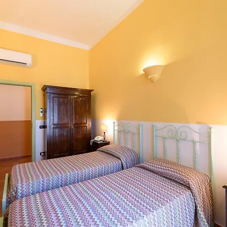 Mergellina 3*