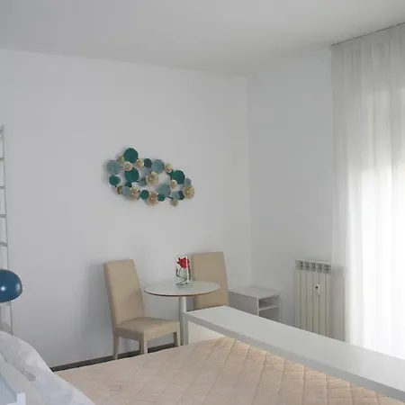 Bed & Breakfast La Dell'arte-de Gasperi *