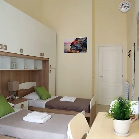 Sarracino Relais 2*