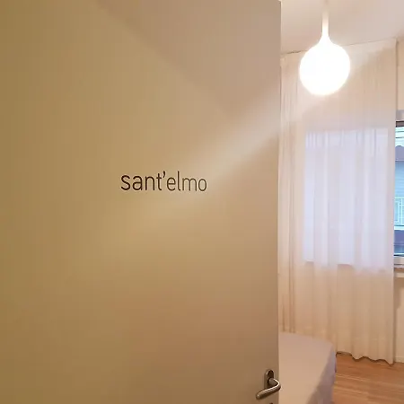 Le Stanze Di Piazza Dei Martiri Nocleg ze śniadaniem Neapol