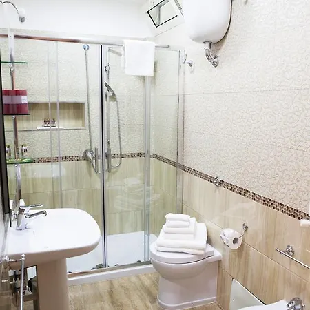 Isa Guest Bed & Breakfast