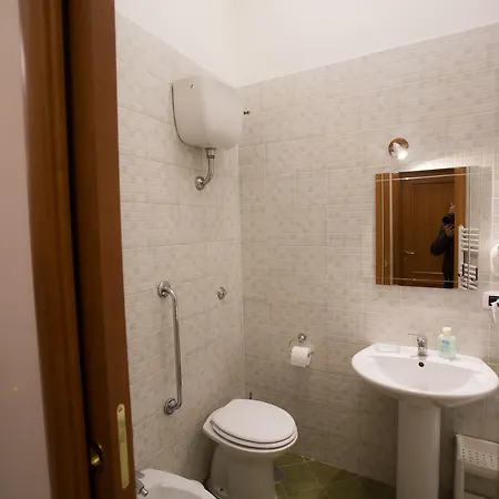 A Casa Di Nonna Giulia Bed & Breakfast Napoli