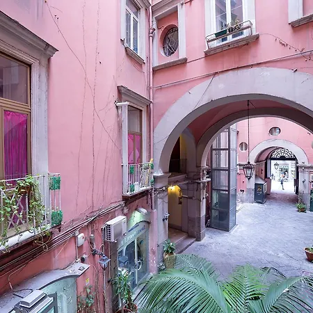 Le 4 Stagioni Centro Nápoly