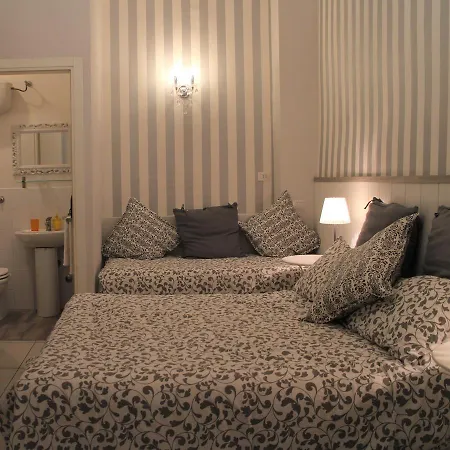 داي ديكوماني فندق مبيت وإفطار 3*