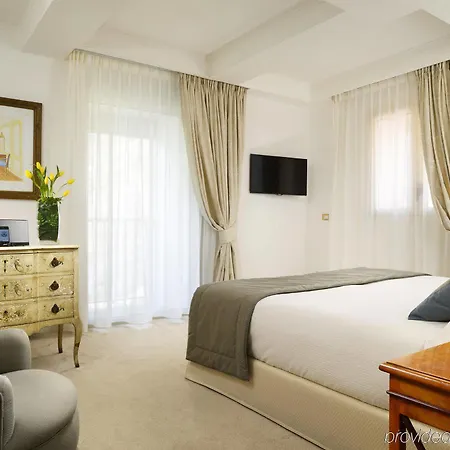 Grand Parker's Hotel Neapel