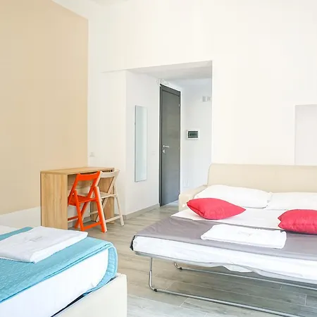 Universita Bed & Breakfast 2*