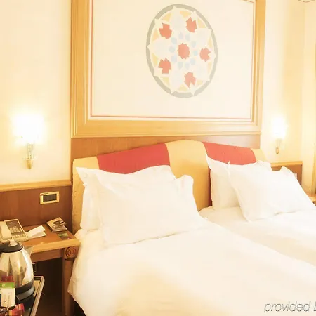 Hotel Renaissance Mediterraneo Naples