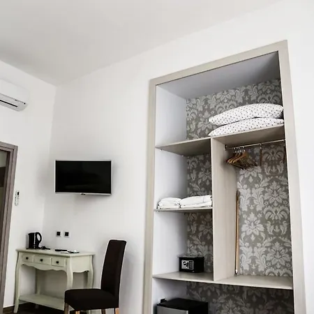 Caracciolo 109 Bed & Breakfast