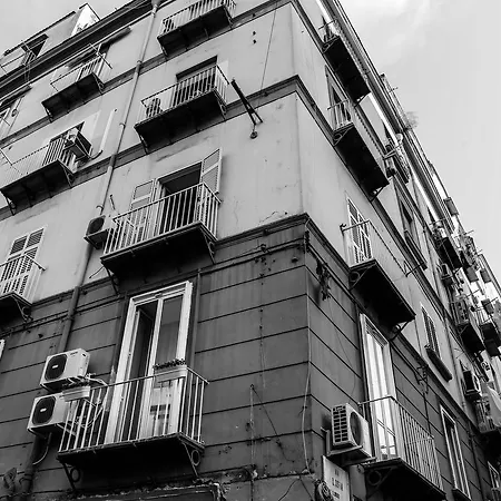 Caracciolo 109 Napoli