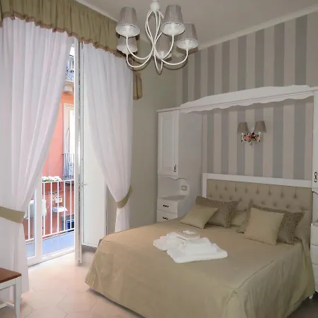 Le Ninfe Luxury 2* Naples
