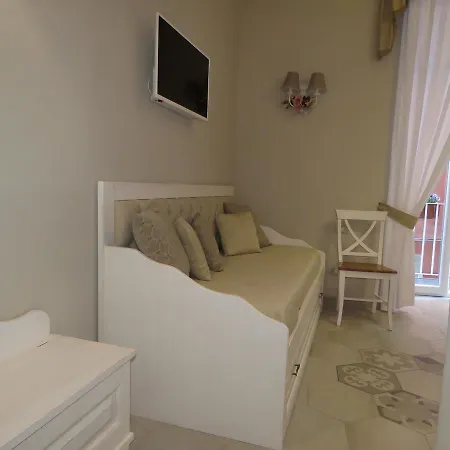 Le Ninfe Luxury Bed & Breakfast 2*