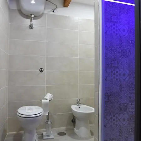 Famigi Bed & Breakfast Napoli